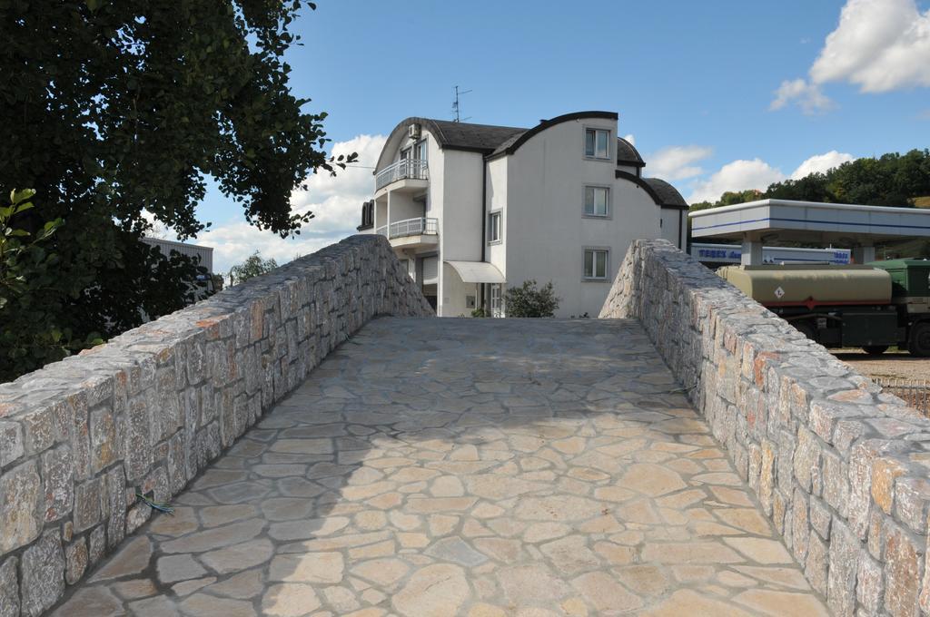 Hotel Terex Naselje Starosjedilaca Exterior photo